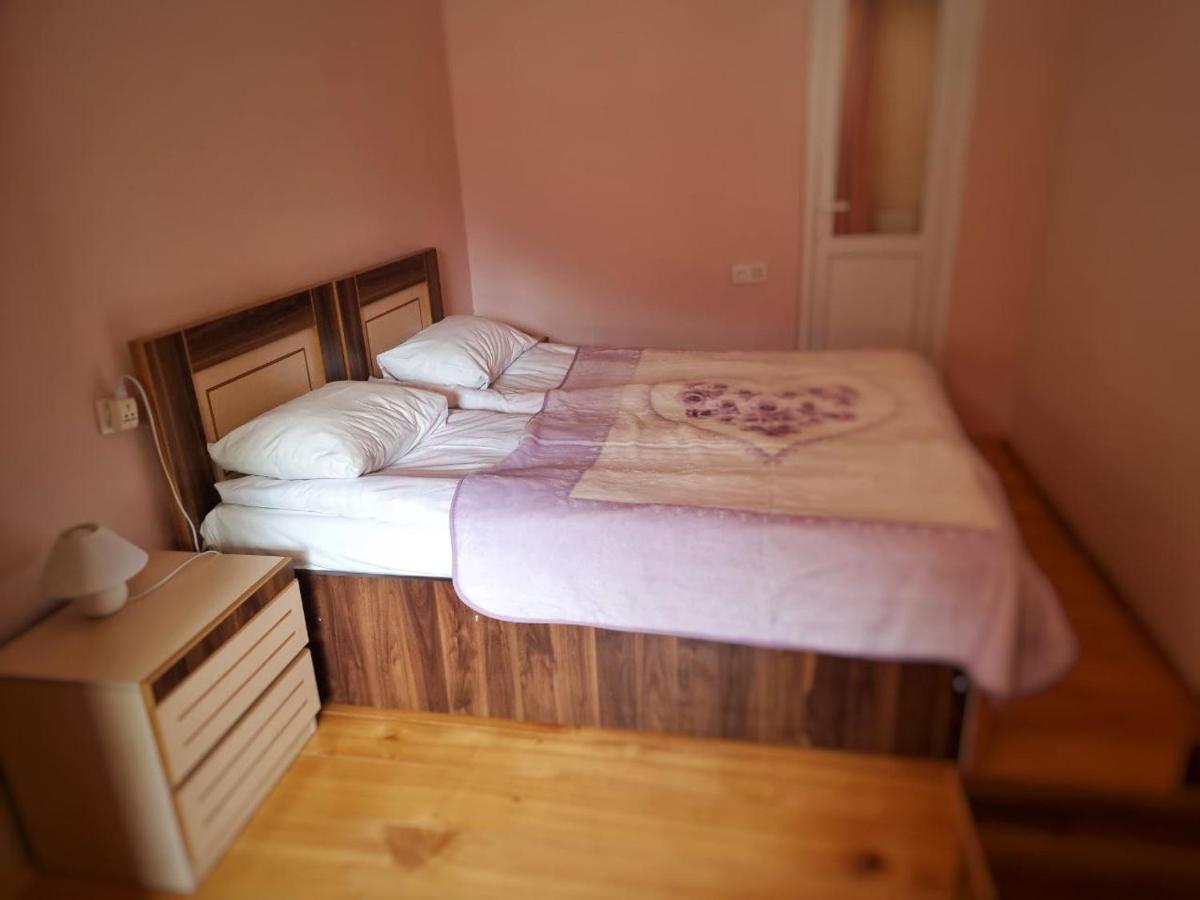 Girgola Bed & Breakfast Mestia Ngoại thất bức ảnh