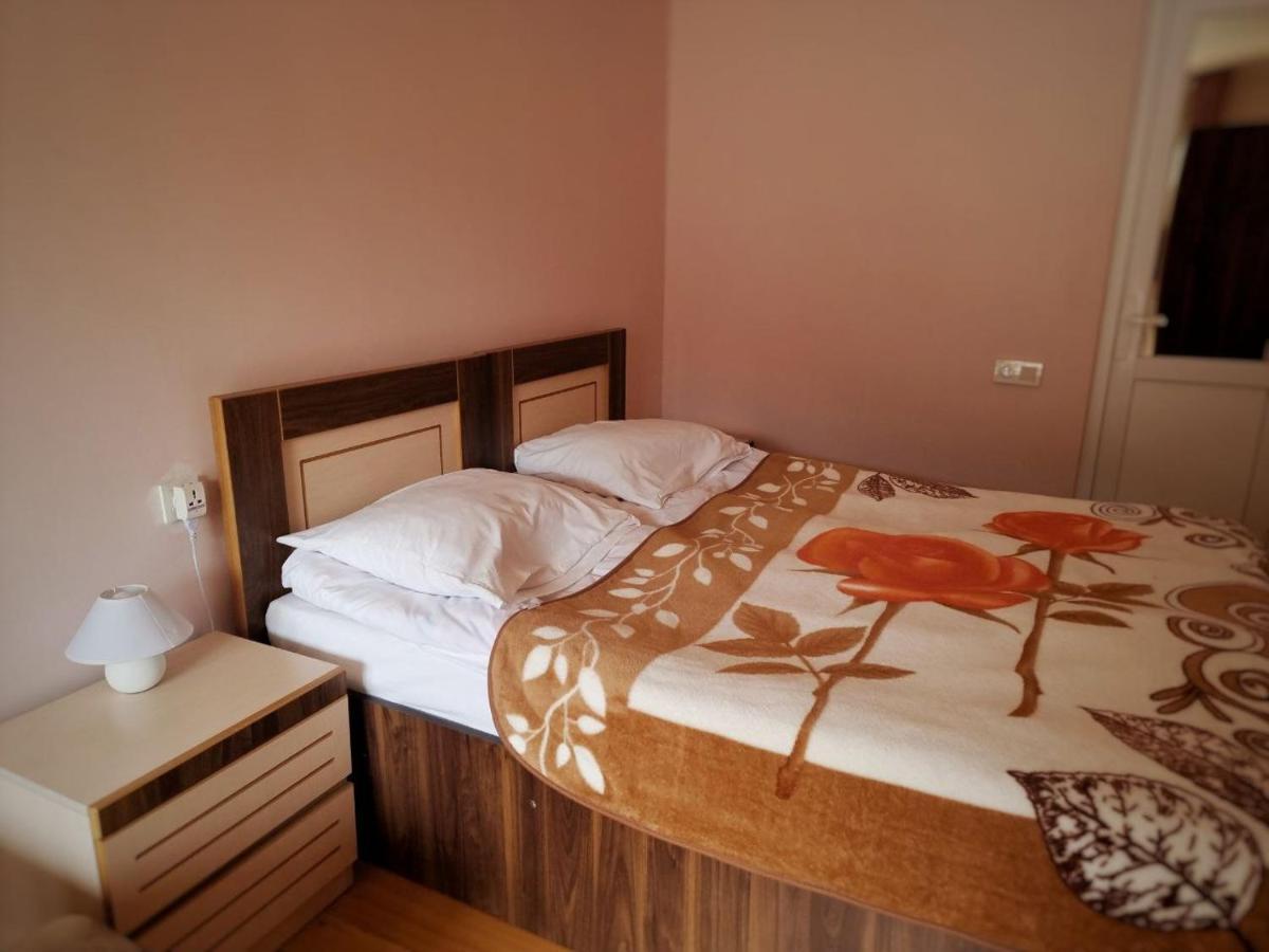 Girgola Bed & Breakfast Mestia Ngoại thất bức ảnh